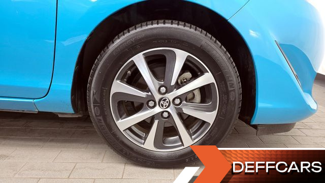 Toyota PRIUS 1.5 купить на сайте DeffCars