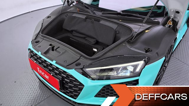Audi R8 5.2 V10 Spyder купить на сайте DeffCars