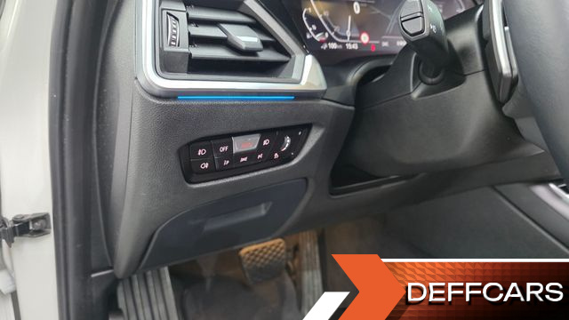BMW 3-SERIES 330e Luxury купить на сайте DeffCars
