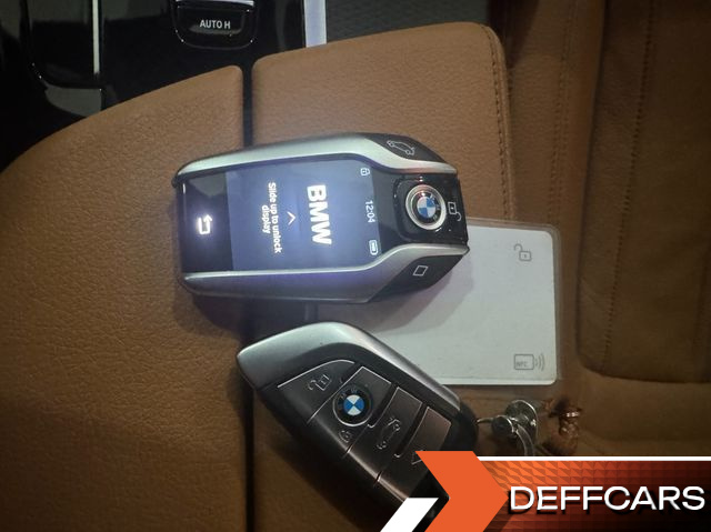 BMW 5-SERIES 520i M Sport купить на сайте DeffCars