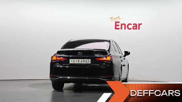 Lexus ES Executive купить на сайте DeffCars