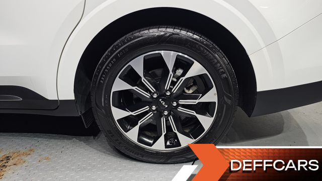 Kia CARNIVAL Diesel 9-Seater Noblesse купить на сайте DeffCars