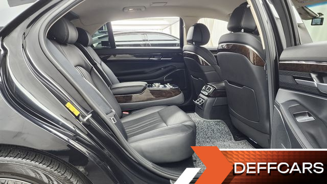 Genesis G90 3.3 T AWD Premium Luxury купить на сайте DeffCars