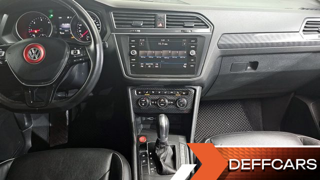 Volkswagen TIGUAN 2.0 TDI Premium купить на сайте DeffCars