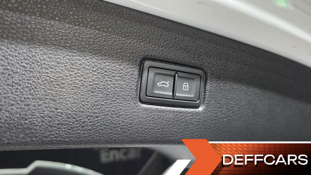 Audi Q7 55 TFSI Quattro Premium купить на сайте DeffCars