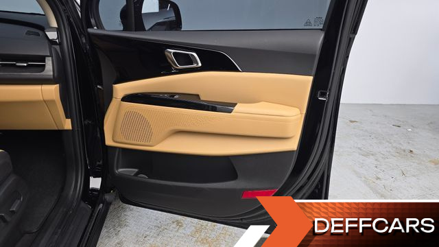 Kia CARNIVAL 9-Seater Noblesse купить на сайте DeffCars