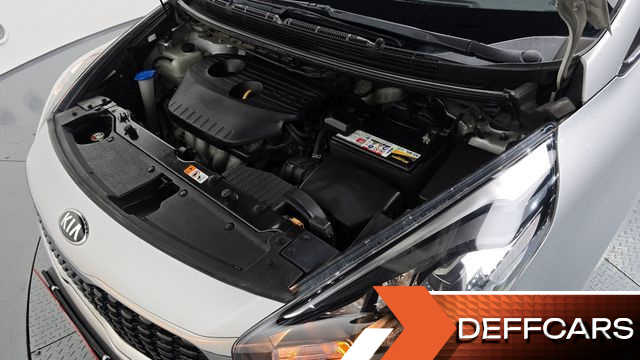 Kia CARENS 2.0 LPI Prestige купить на сайте DeffCars