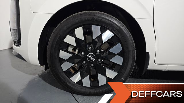Hyundai STARIA 4WD Lounge 7-Seater Inspiration купить на сайте DeffCars