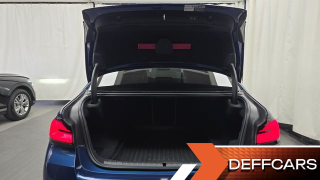 BMW 5-SERIES 520i M Sport купить на сайте DeffCars