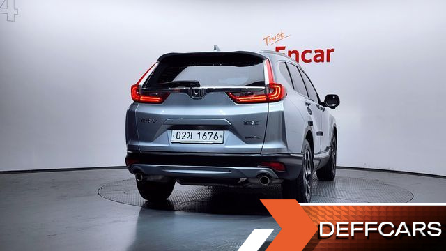 Honda CR-V 1.5 Touring 4WD купить на сайте DeffCars