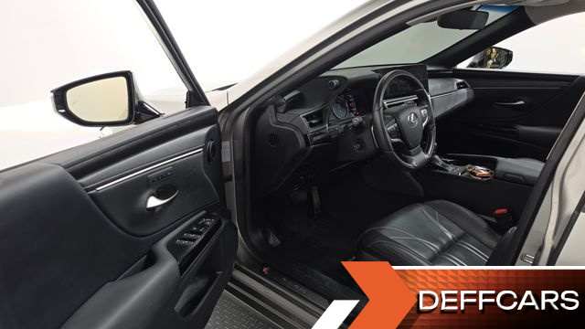 Lexus ES Luxury Plus купить на сайте DeffCars