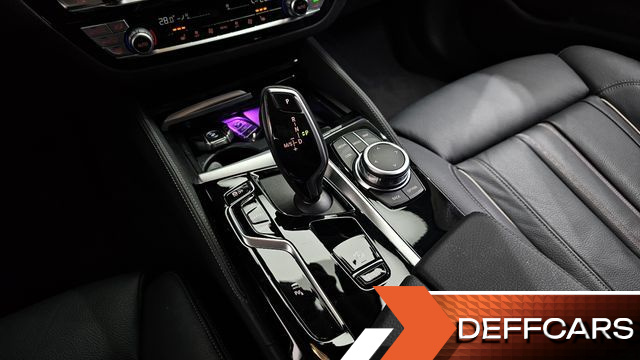 BMW 5-SERIES 520i Luxury купить на сайте DeffCars