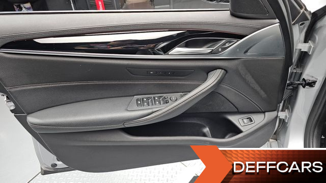BMW 5-SERIES 520i Luxury купить на сайте DeffCars