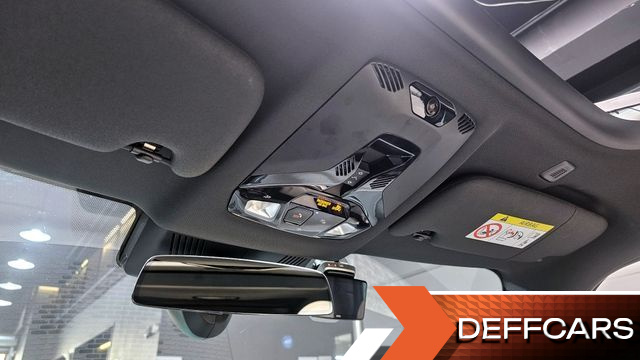 Mini COOPER 5 Door Favoured купить на сайте DeffCars