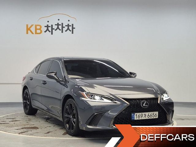 Lexus ES F-Sport Design Package купить на сайте DeffCars