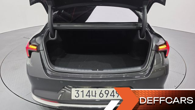 Kia K8 Signature купить на сайте DeffCars