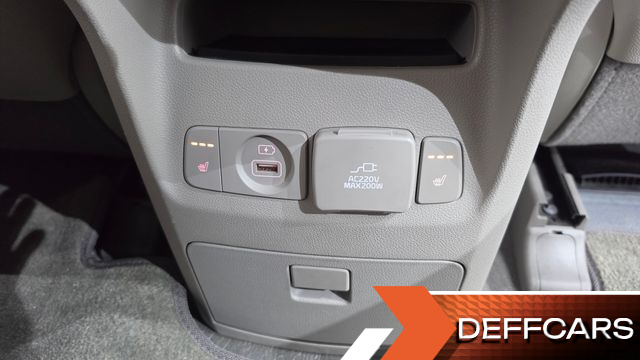 Kia CARNIVAL 9-seater Prestige купить на сайте DeffCars