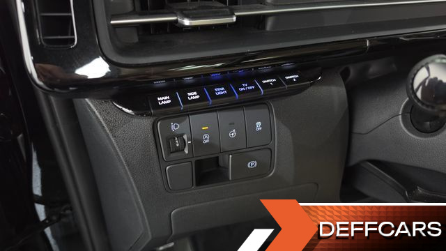 Hyundai STARIA 2WD Limousine (Special Vehicle) 9 Seater купить на сайте DeffCars