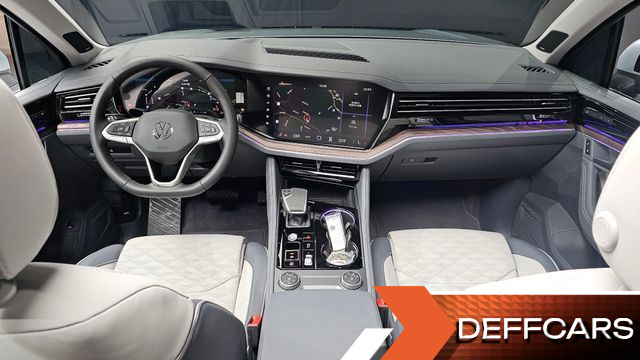 Volkswagen TOUAREG 3.0 TDI Prestige купить на сайте DeffCars