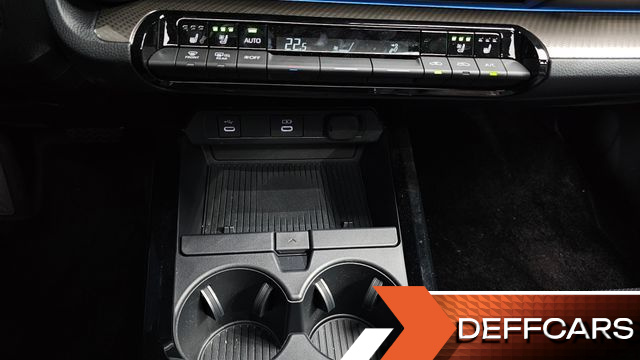 Toyota PRIUS 2.0 XLE AWD купить на сайте DeffCars
