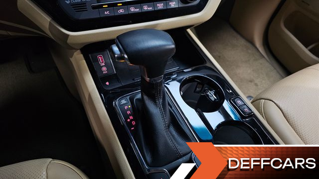 Kia CARNIVAL Gasoline 9-Seater Hi-Limousine Noblesse Special купить на сайте DeffCars