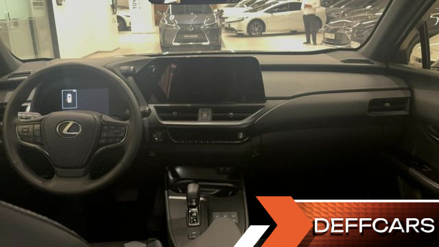 Lexus UX 2.0 2WD купить на сайте DeffCars