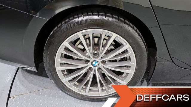 BMW 3-SERIES 320i Touring Luxury купить на сайте DeffCars