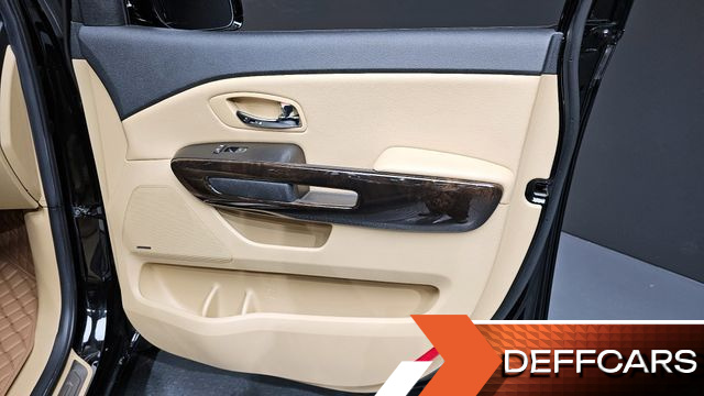 Kia CARNIVAL Gasoline 7-Seater Limousine President купить на сайте DeffCars