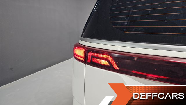 Kia CARNIVAL 9-Seater Prestige купить на сайте DeffCars