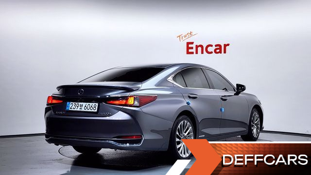 Lexus ES Executive купить на сайте DeffCars