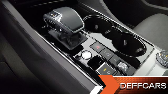 Volkswagen TOUAREG 3.0 TDI Prestige купить на сайте DeffCars