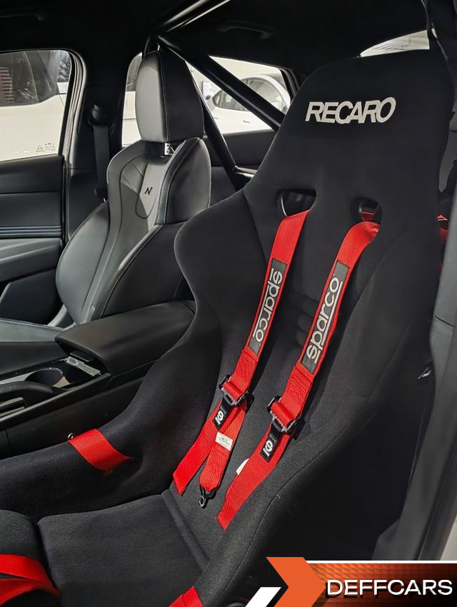 Hyundai AVANTE 2.0 N купить на сайте DeffCars