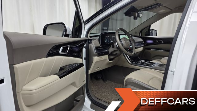 Kia CARNIVAL Gasoline 7-Seater Hi-Limousine Signature купить на сайте DeffCars