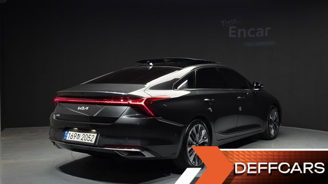 Kia K8 2.5 Gasoline 2WD Signature купить на сайте DeffCars