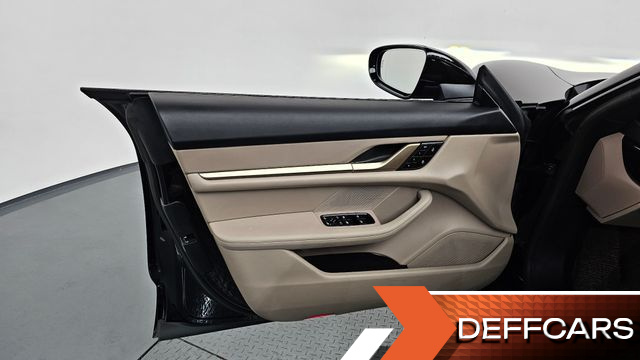 Porsche TAYCAN 4S купить на сайте DeffCars
