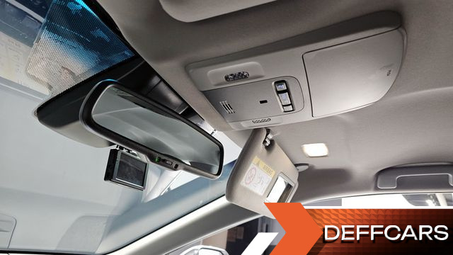 Toyota CAMRY 2.5 LE Hybrid купить на сайте DeffCars