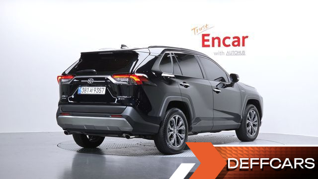 Toyota RAV4 2,5 4WD Hybrid LTD купить на сайте DeffCars