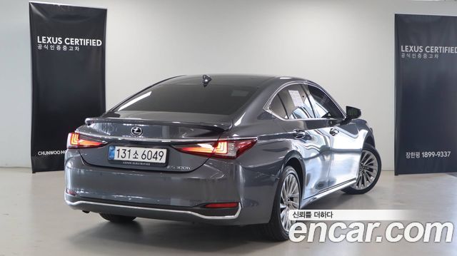 Lexus ES Executive купить на сайте DeffCars