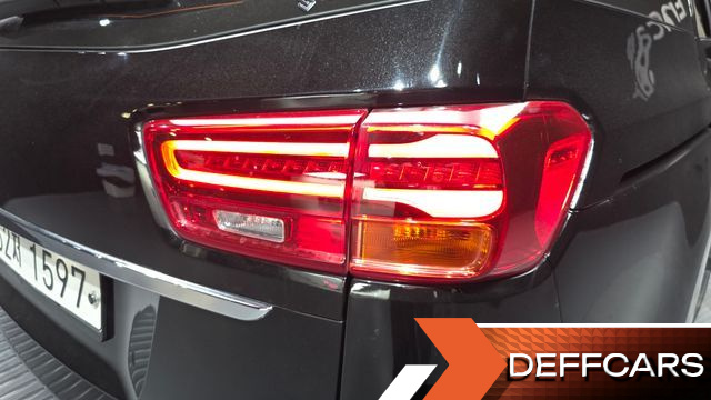 Kia CARNIVAL 9-Seater Hi-Limousine Prestige купить на сайте DeffCars
