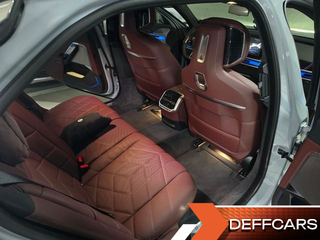 BMW 7-SERIES 740d xDrive M Sport купить на сайте DeffCars