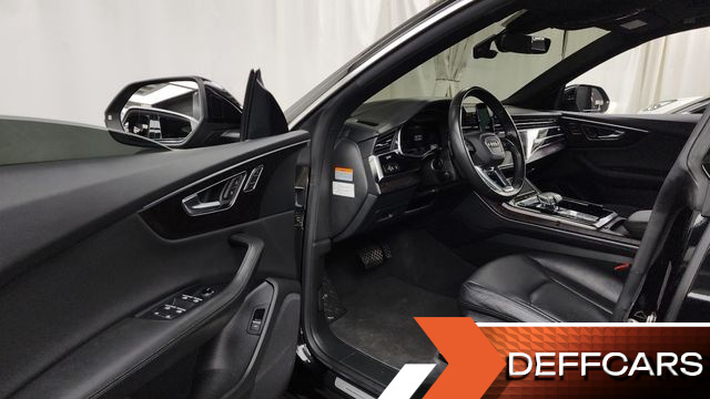 Audi Q8 45 TDI Quattro Premium купить на сайте DeffCars