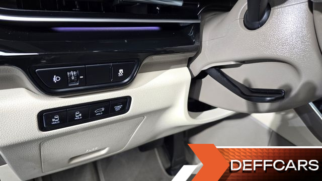 Kia CARNIVAL 9-Seater Gravity купить на сайте DeffCars