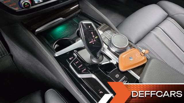 BMW 5-SERIES 520i Luxury купить на сайте DeffCars