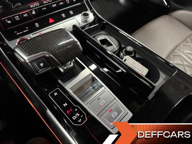 Audi S8 4.0 TFSI Quattro LWB купить на сайте DeffCars