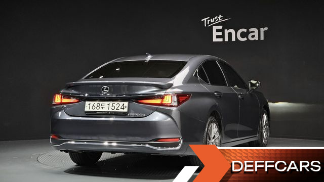 Lexus ES Luxury Plus купить на сайте DeffCars
