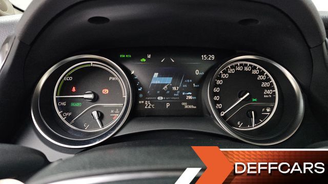 Toyota CAMRY 2.5 XLE Hybrid купить на сайте DeffCars