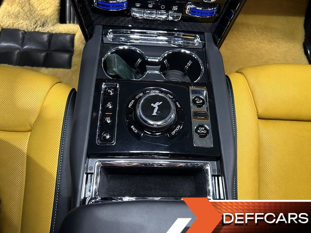 Rolls-Royce CULLINAN 6.7 V12 Black Badge купить на сайте DeffCars