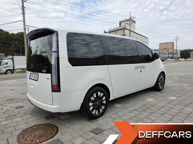 Hyundai STARIA 4WD Lounge 7-Seater Inspiration купить на сайте DeffCars