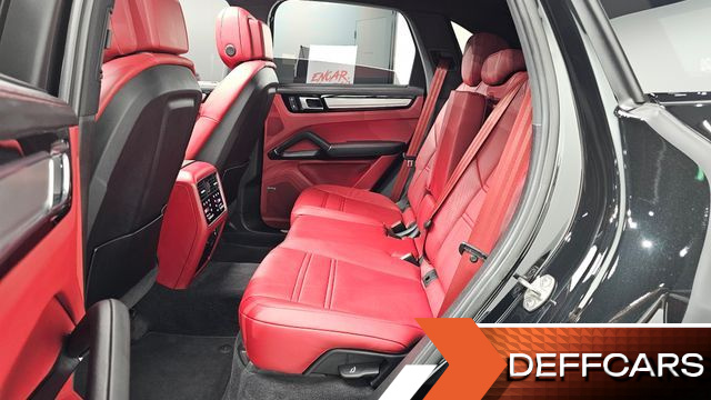 Porsche CAYENNE 3.0 PLATINUM EDITION купить на сайте DeffCars