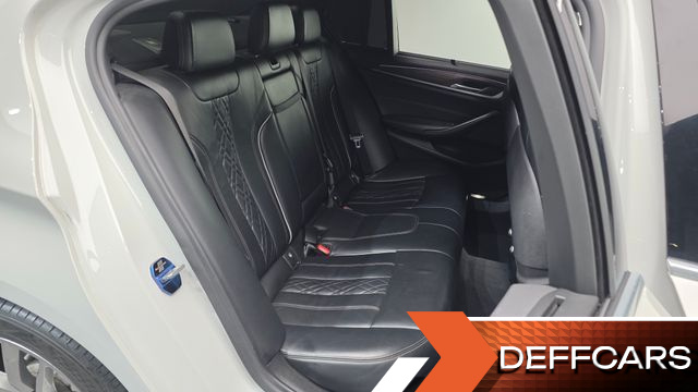 BMW 5-SERIES 520d xDrive M Sport Package Plus купить на сайте DeffCars